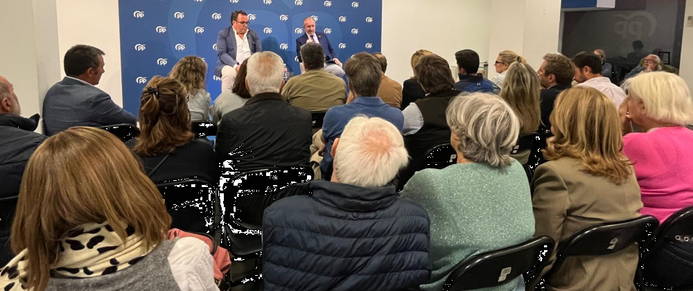 Miguel Folguera participa en una charla en Boadilla del Monte sobre el relato de las víctimas del terrorismo