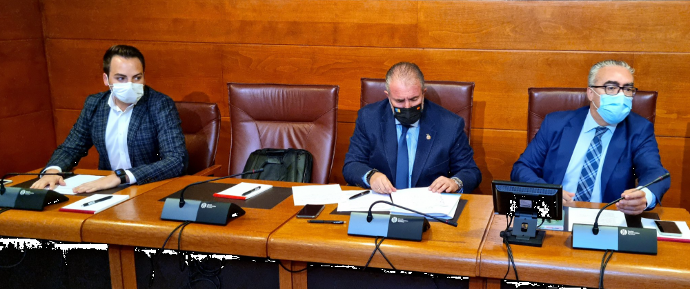 El Consejero de la AVT interviene en el Parlamento de Cantabria