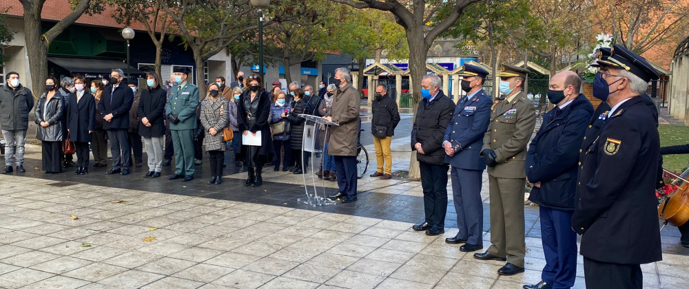 Homenaje en Zaragoza en memoria de las víctimas del atentado de la Casa Cuartel de Zaragoza