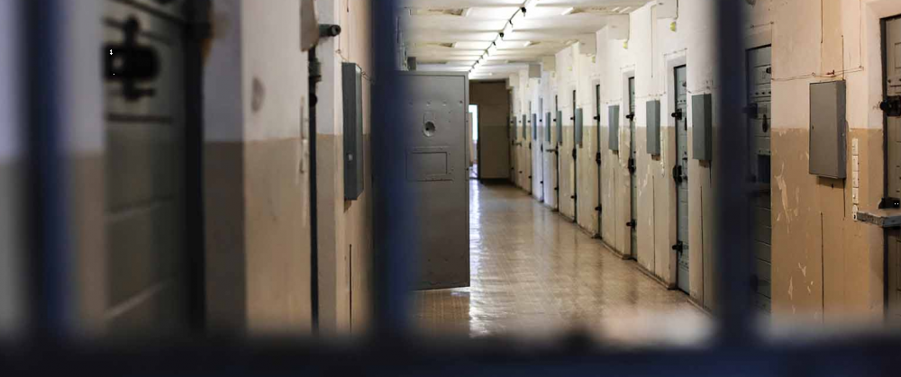 Interior traslada a 6 nuevos etarras, 4 de ellos a cárceles propias del País Vasco y Navarra