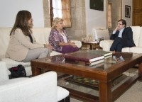 Ángeles Pedraza se reúne con Fernández Vara, presidente de Extremadura