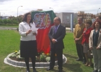 La delegada de la AVT en Granada asiste a la inauguración de un monumento a las víctimas del terrorismo
