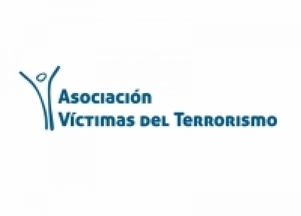 Homenaje a las víctimas del terrorismo en el décimo aniversario del atentado de Sallent de Gállego (Huesca)