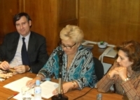 Ángeles Pedraza ofreció una conferencia en la sede del PP de Moncloa-Aravaca