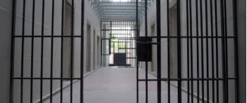 Marlaska vacía de presos etarras las cárceles del sur de España, símbolos de la política de dispersión