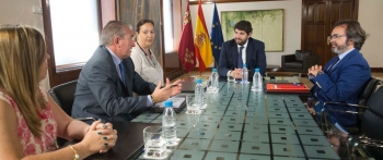 La AVT se reúne con el Presidente de la Región de Murcia