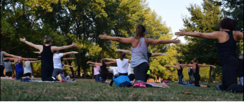 Vuelve el taller de yoga en abril