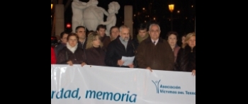 La AVT recuerda en Madrid al soldado fallecido y a los heridos en el ataque contra las tropas españolas en Afganistán
