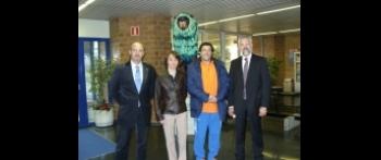 La AVT asistió en Zaragoza al acto de entrega del cheque con la suma recaudada por el Grupo Ciempiés en la II San Silvestre Infantil